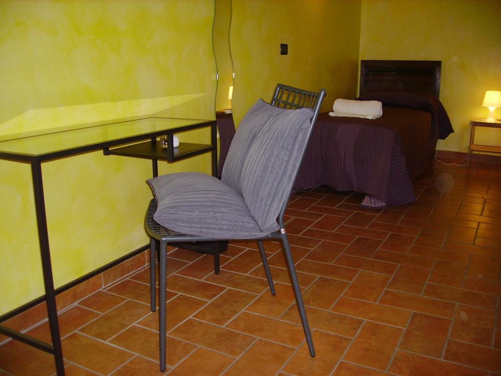 بيزا La Voliera Bed & Breakfast الغرفة الصورة