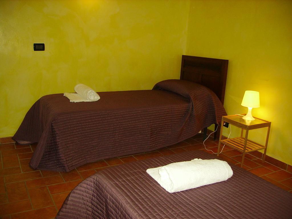 بيزا La Voliera Bed & Breakfast الغرفة الصورة